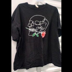 Skull with rose tee, size 2XL